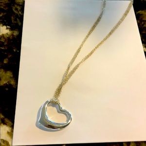 Heart mesh necklace